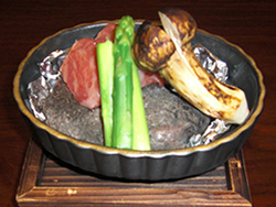 相鴨ロースとカキ朴葉焼